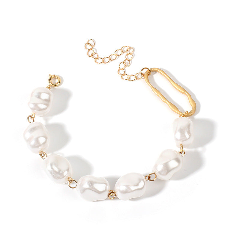 Perla Armonia – Baroque Pearl Bracelet with Artistic Gold Clasp | Serenyah