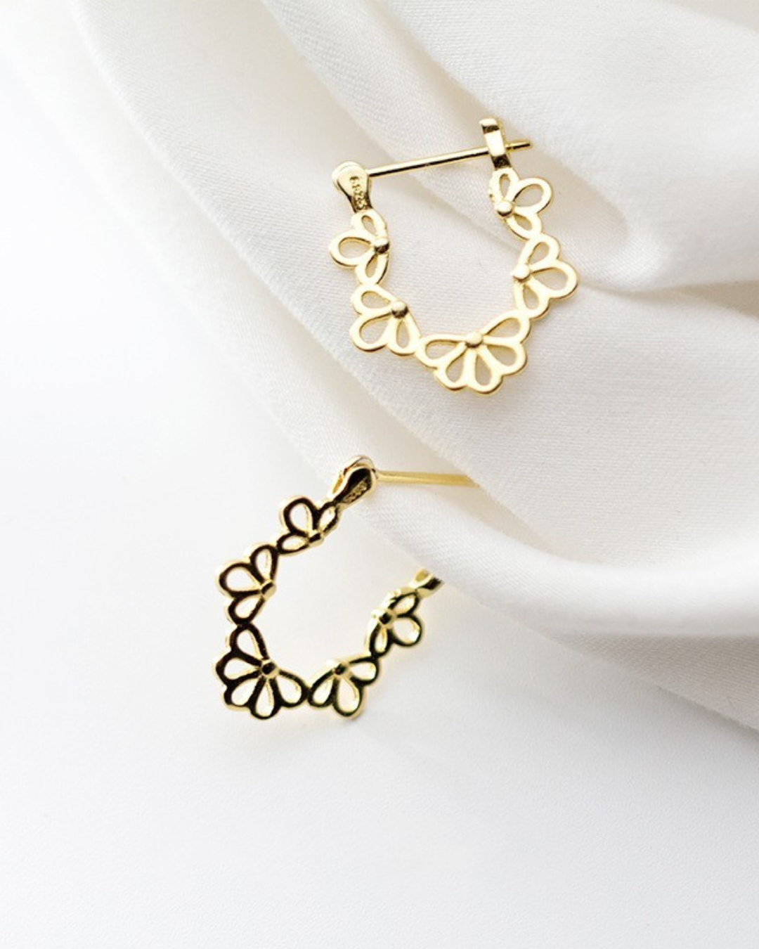 Fiore D'Or Earrings – 925 Silver Hollow Floral Ear Clip Earrings | Gold & Silver | Serenyah