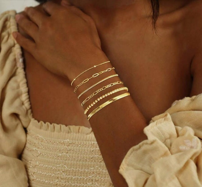 Set de Pulseras Aurah – Pulseras apilables minimalistas en oro y plata para mujer | Serenyah