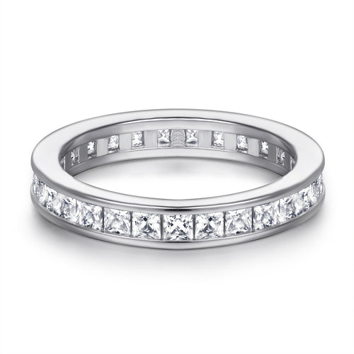 Liora Ring – Anel Fino de Prata Esterlina 925 com Linha de Micro Zircónias | Luxo Minimalista