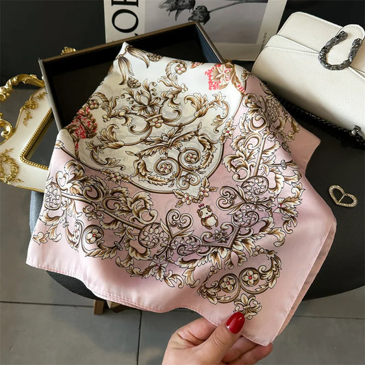 Lenço Quadrado Silk-Touch com Padrão Xadrez Serenyah