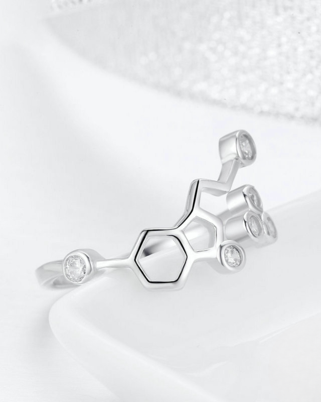 Anillo Alvéa – Anillo hexagonal de panal de abeja de plata de ley 925 | Joyería geométrica minimalista