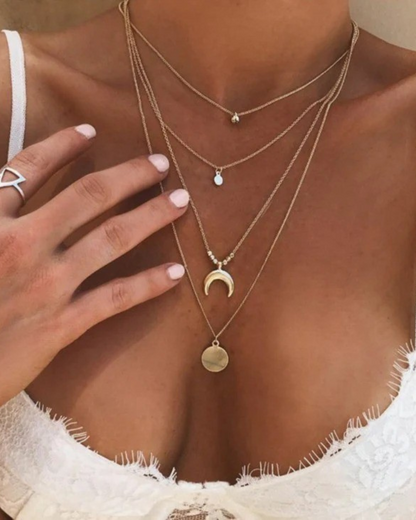 Collar en capas Luna Cascade | Colgante de luna en oro y plata – Serenyah