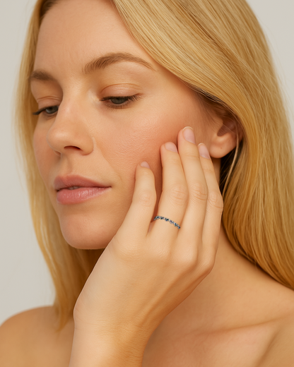 Anillo Verona – Anillo de Plata de Ley 925 con Corazón y Piedras | Joyería Romántica y Elegante