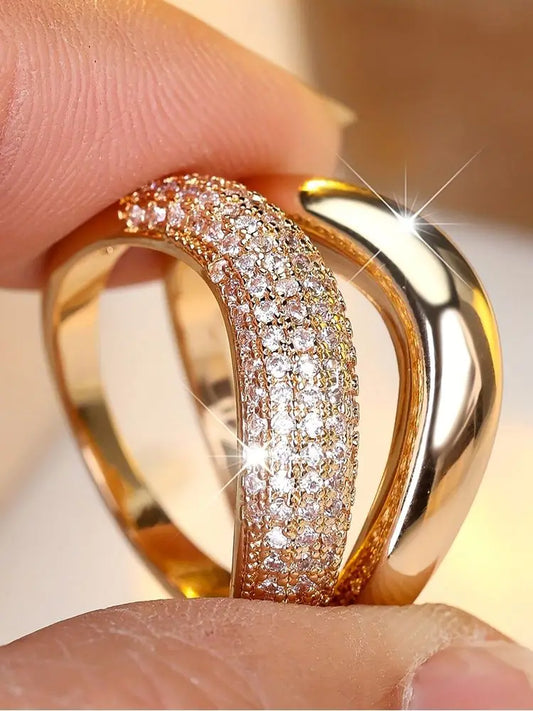 Wave Curve Pavé Zirconia Gold & Silver Ring Serenyah