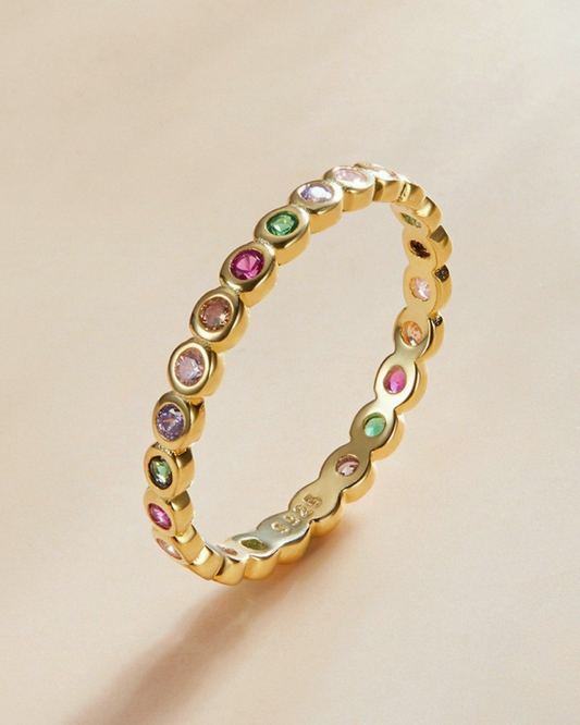 Anillo Auryn: Anillo de plata 925 con piedras de colores arcoíris en plata u oro.
