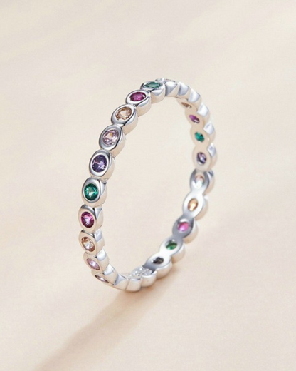 Anillo Auryn: Anillo de plata 925 con piedras de colores arcoíris en plata u oro.