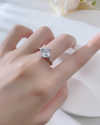 Clarya Ring – 925 Sterling Silver Princess Cut Ring with Baguette Side Stones | Elegant Jewelry