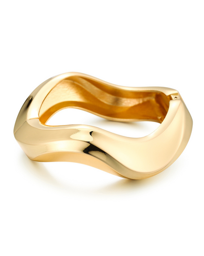 Wavelette Bangle – Sculptural Metal Cuff Bracelet for Women | Gold & Silver | Serenyah