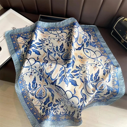 Lenço Quadrado Silk-Touch com Padrão Xadrez Serenyah