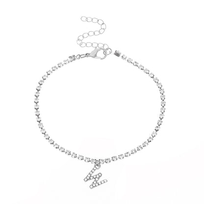 Tobillera con letra inicial y circonitas de Serenyah